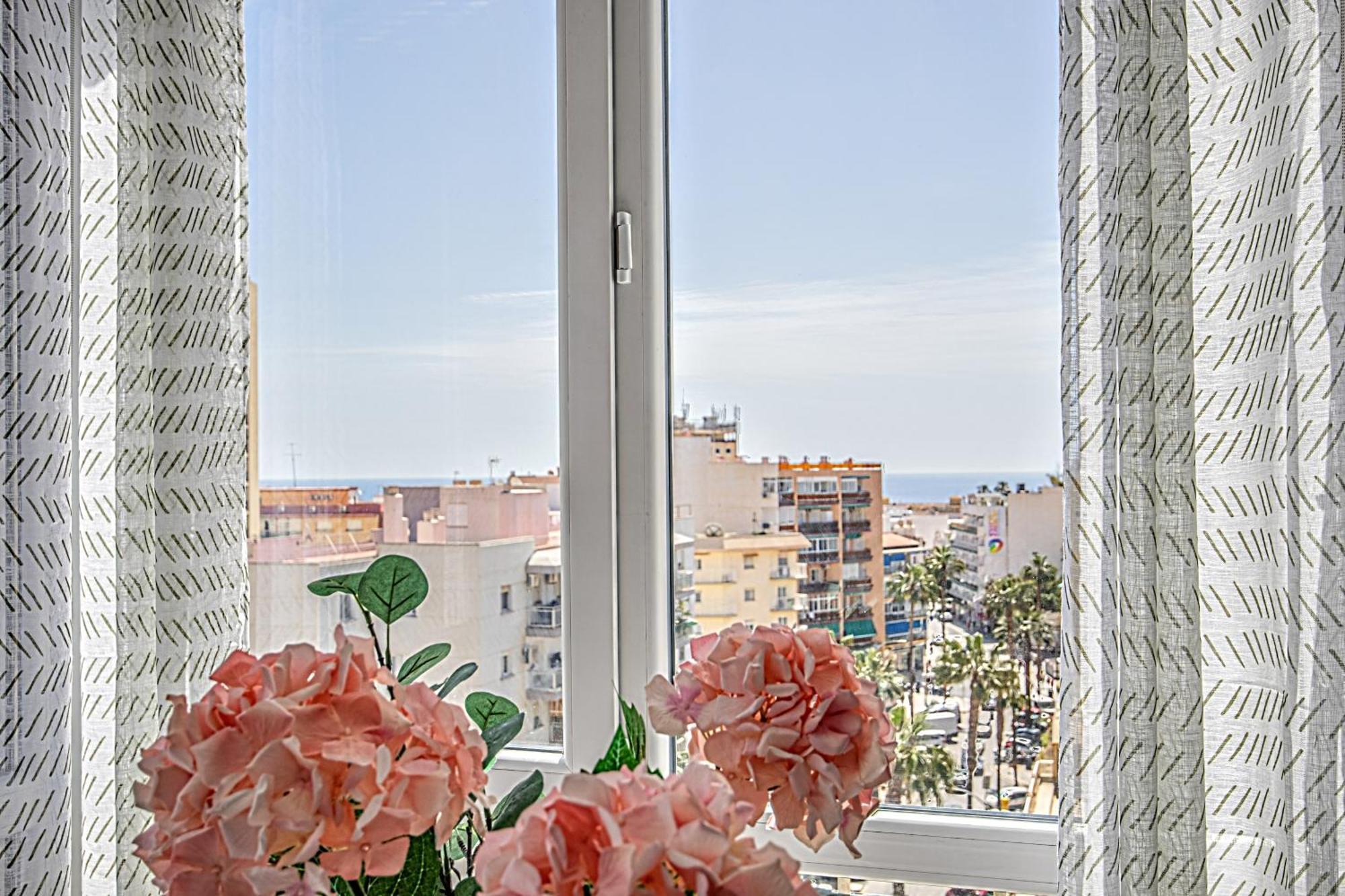 Elegant Studio With Pool And Seaview Torremolinos Exterior photo